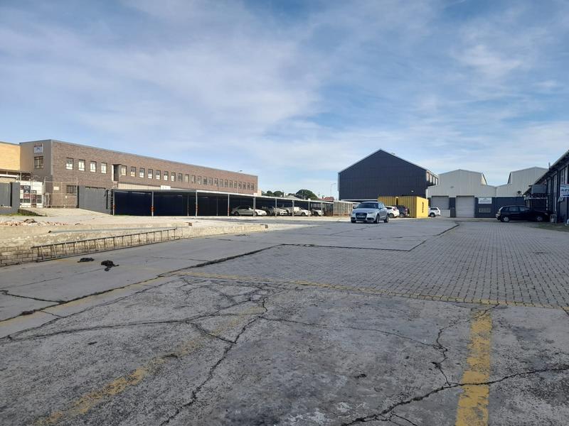 To Let Commercial Property for Rent in North End Eastern Cape
